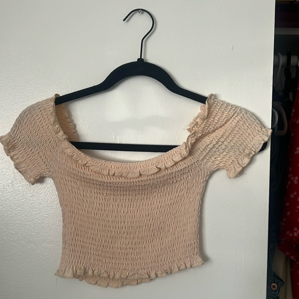 Tan ripped crop top 🍊